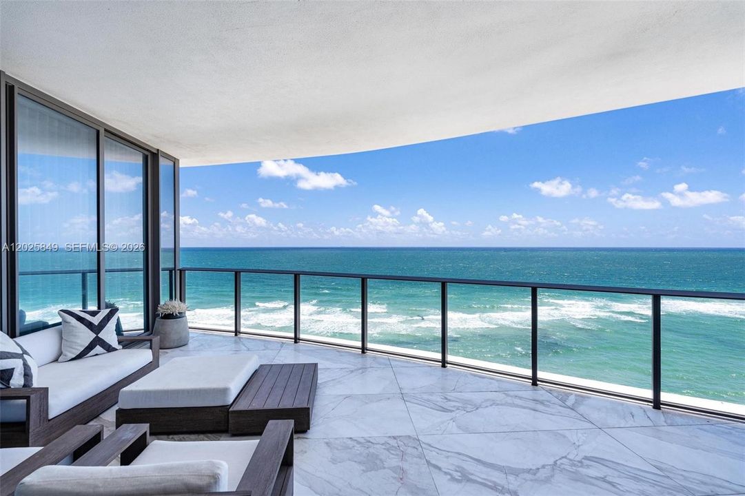 For Sale: $5,899,000 (3 beds, 3 baths, 2137 Square Feet)