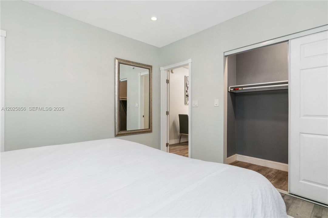 В аренду: $2,500 (1 спален, 1 ванн, 600 Квадратных фут)