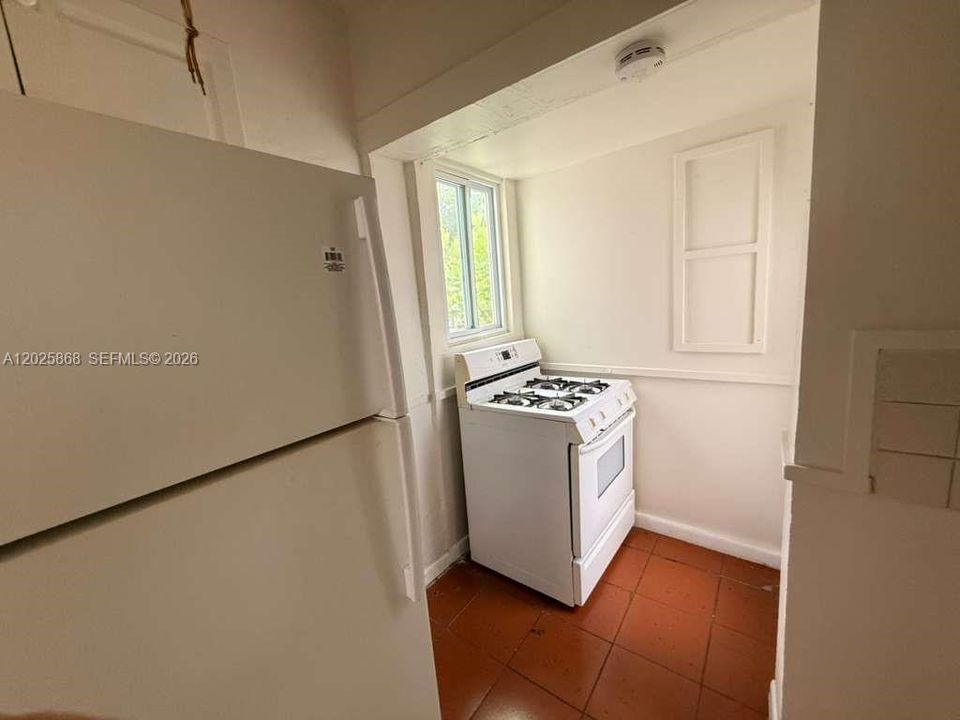 For Rent: $1,490 (1 beds, 1 baths, 680 Square Feet)