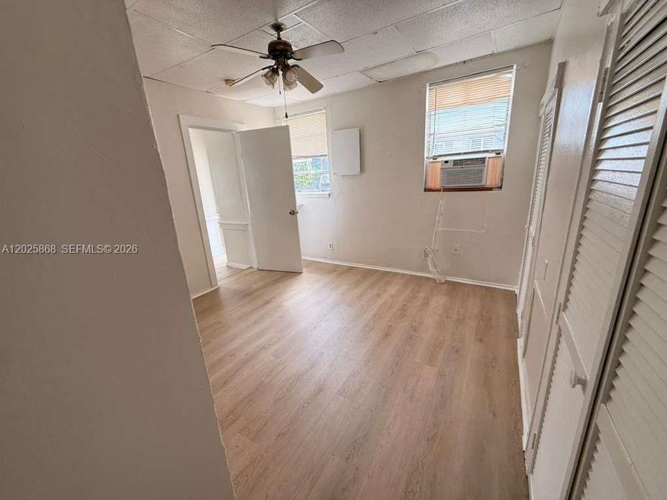 For Rent: $1,490 (1 beds, 1 baths, 680 Square Feet)