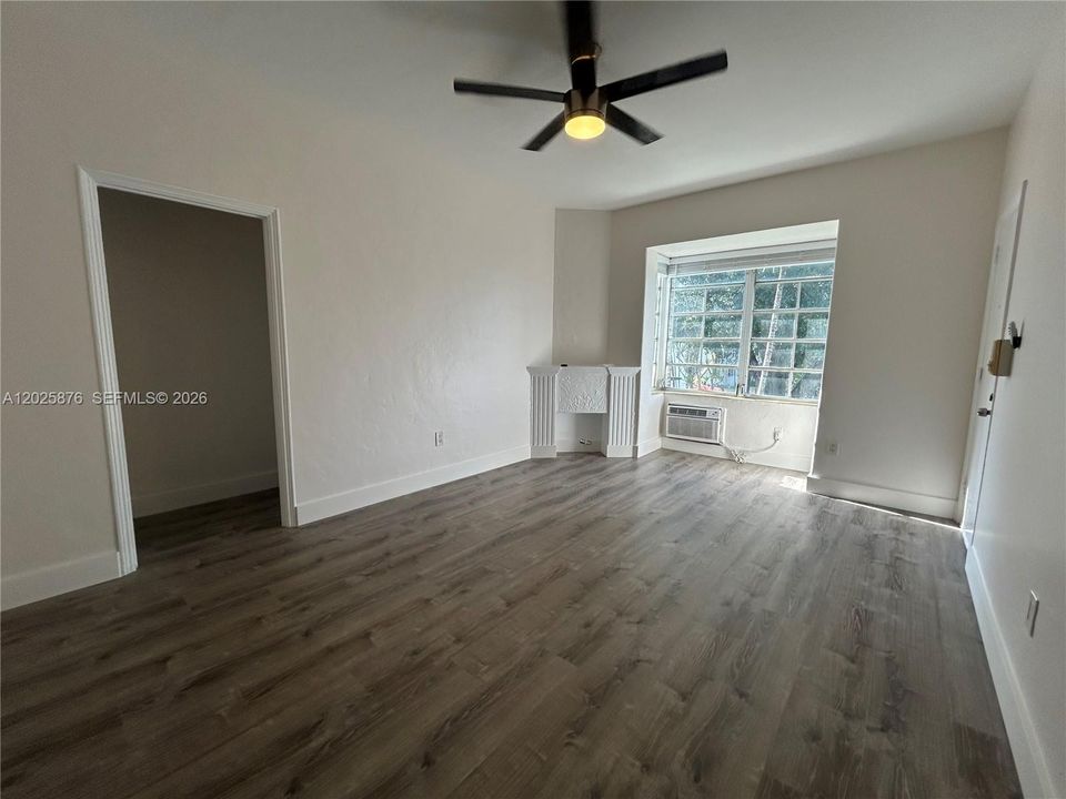 For Rent: $1,970 (1 beds, 1 baths, 600 Square Feet)