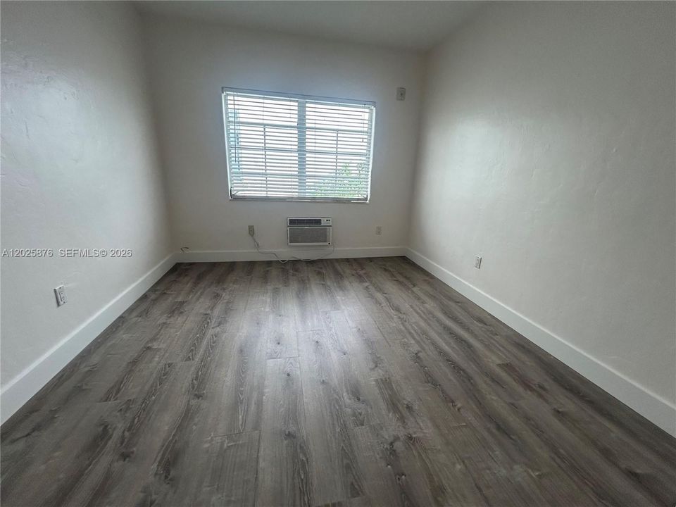 For Rent: $1,970 (1 beds, 1 baths, 600 Square Feet)