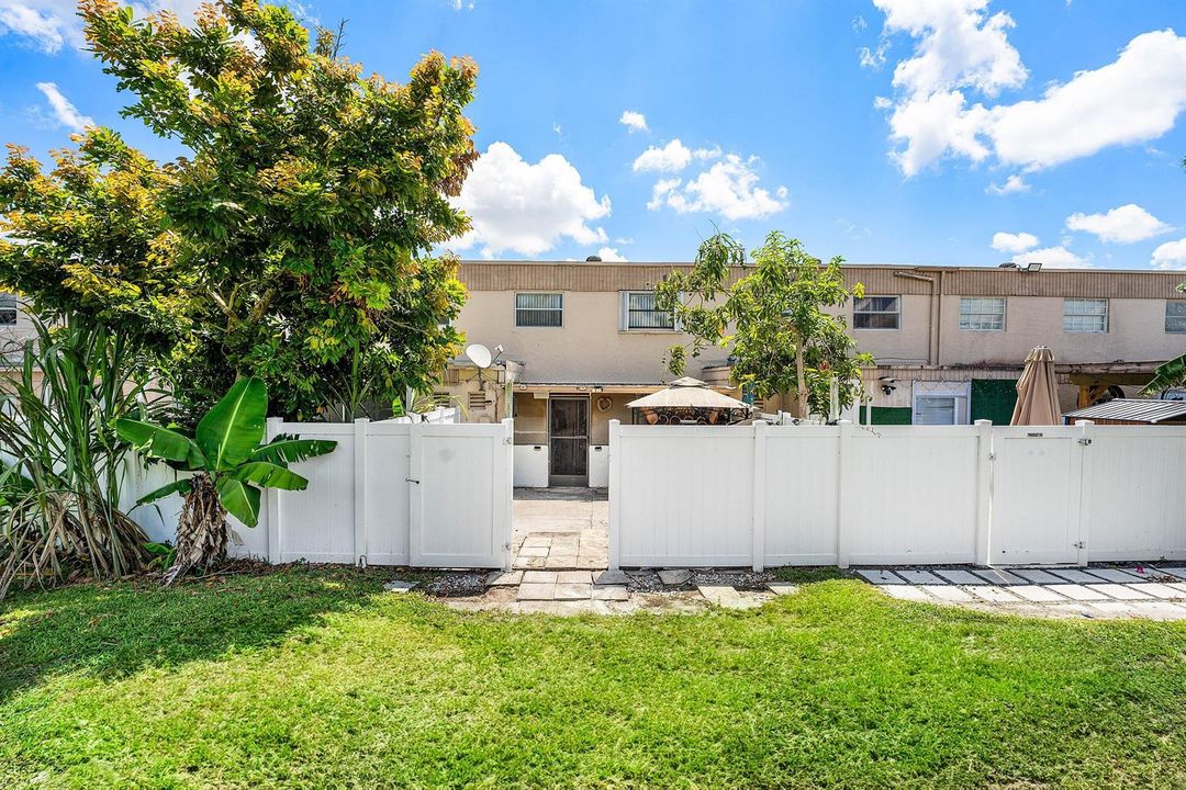 027-1105Northwest80thTerrace-E-Margate-F