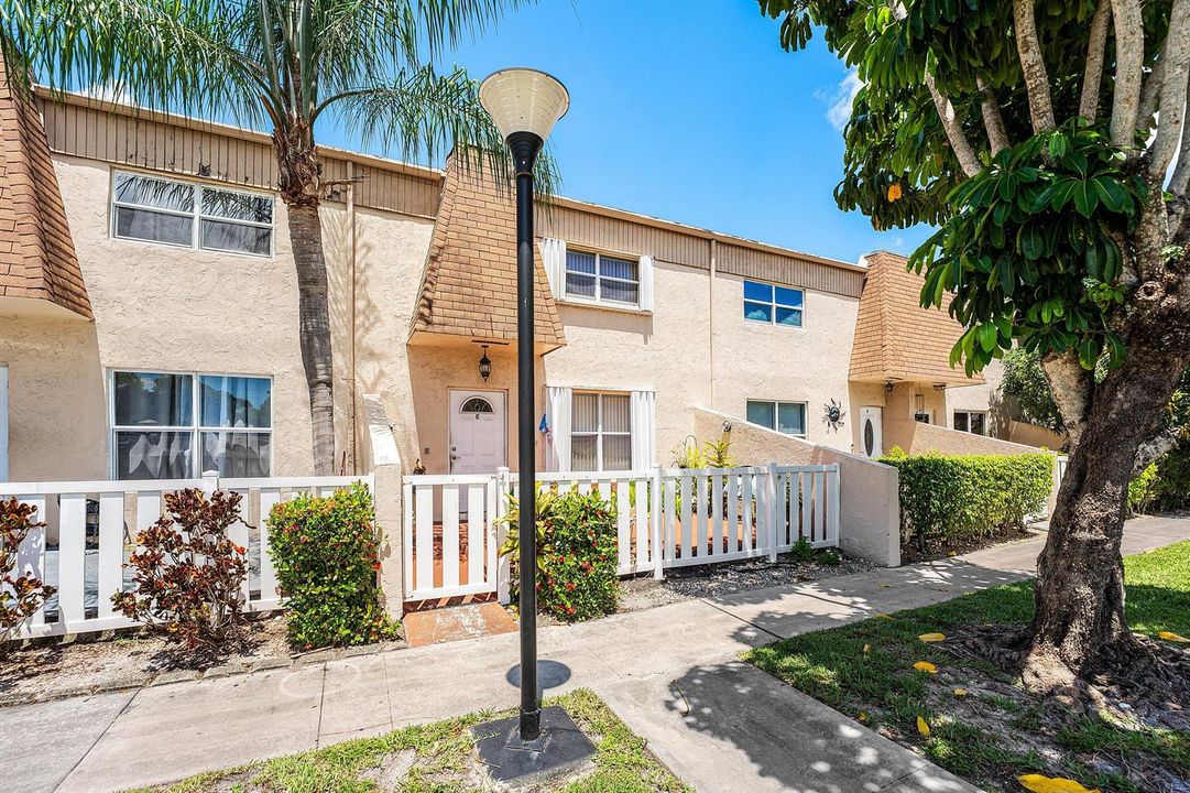003-1105Northwest80thTerrace-E-Margate-F