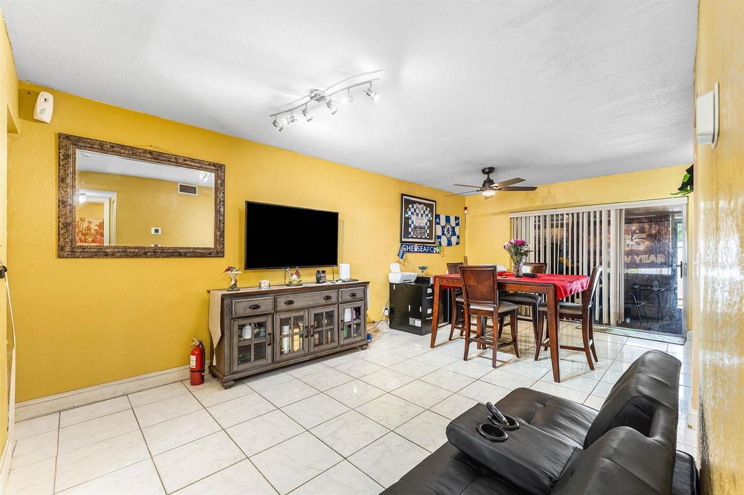 009-1105Northwest80thTerrace-E-Margate-F