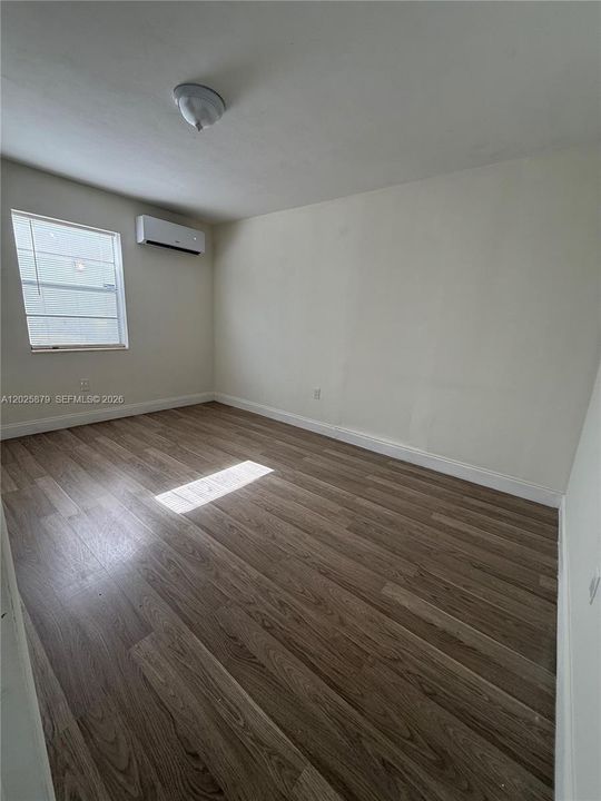 В аренду: $2,500 (2 спален, 1 ванн, 1100 Квадратных фут)