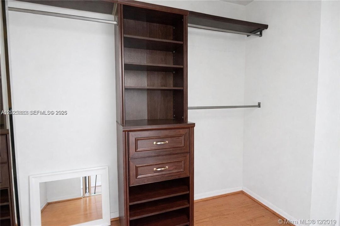 En Venta: $598,000 (3 camas, 2 baños, 1631 Pies cuadrados)