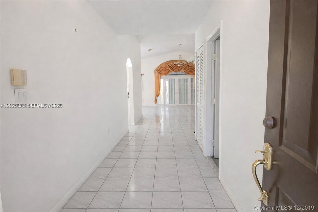 En Venta: $598,000 (3 camas, 2 baños, 1631 Pies cuadrados)