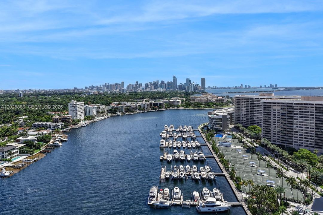 For Sale: $21,300,000 (4 beds, 5 baths, 7027 Square Feet)