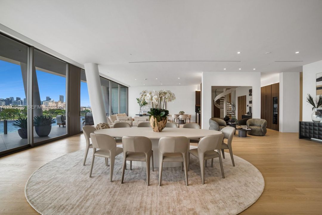 For Sale: $21,300,000 (4 beds, 5 baths, 7027 Square Feet)