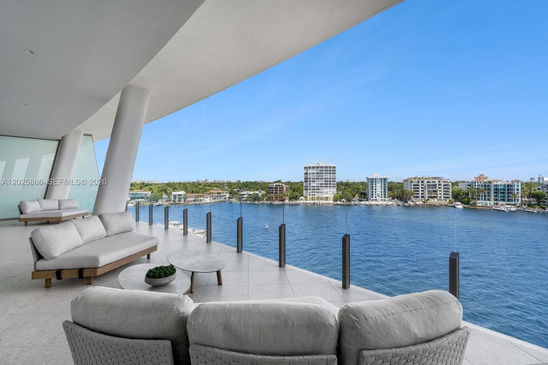 For Sale: $21,300,000 (4 beds, 5 baths, 7027 Square Feet)