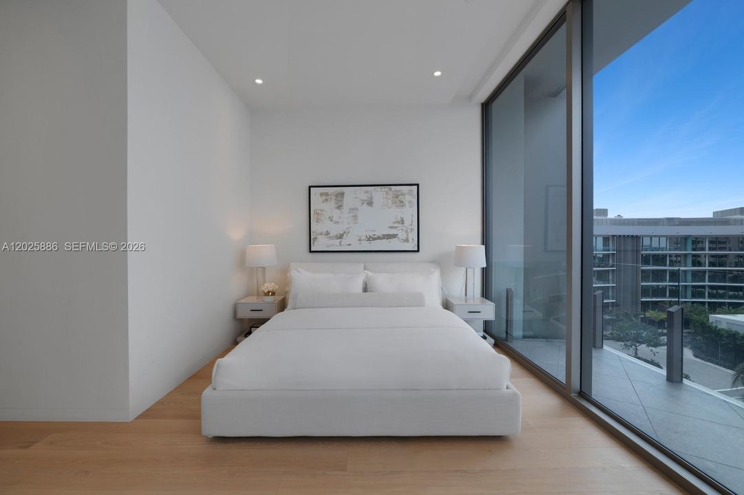 For Sale: $21,300,000 (4 beds, 5 baths, 7027 Square Feet)