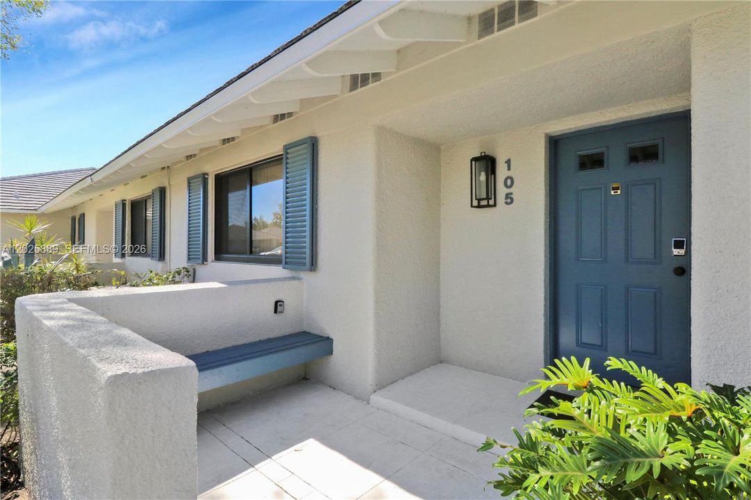 For Rent: $10,000 (2 beds, 2 baths, 1135 Square Feet)