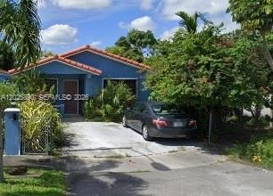 For Sale: $450,000 (2 beds, 2 baths, 1298 Square Feet)