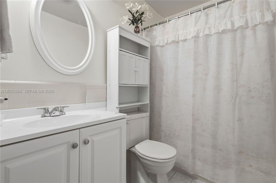 For Sale: $310,000 (2 beds, 2 baths, 1579 Square Feet)