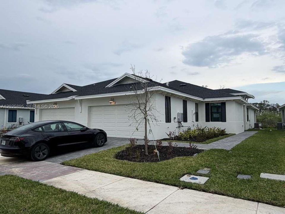 For Rent: $4,500 (3 beds, 2 baths, 1758 Square Feet)