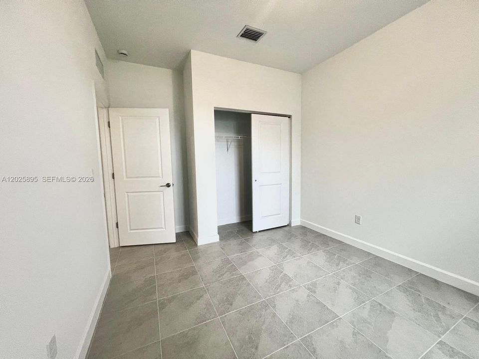 For Rent: $4,500 (3 beds, 2 baths, 1758 Square Feet)