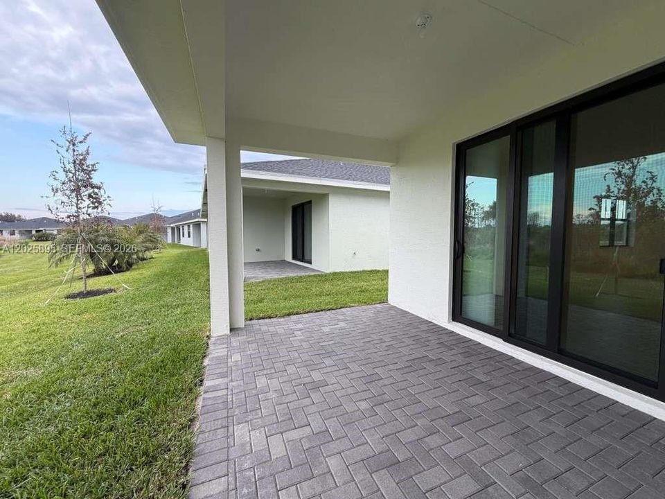 For Rent: $4,500 (3 beds, 2 baths, 1758 Square Feet)