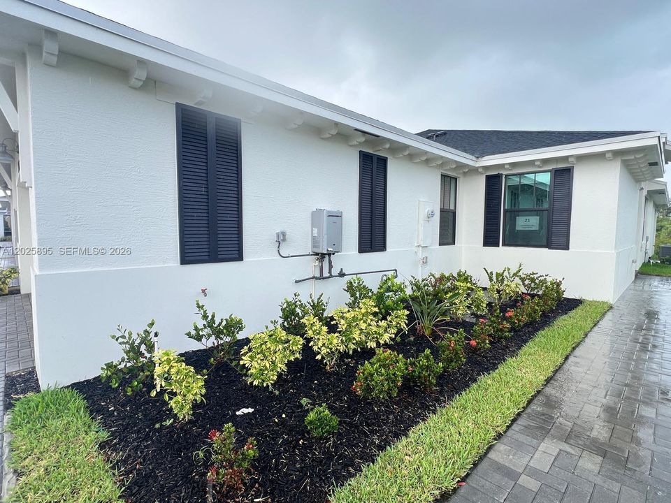 For Rent: $4,500 (3 beds, 2 baths, 1758 Square Feet)