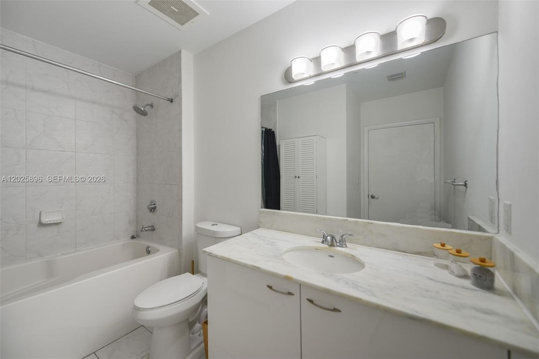2nd bathroom