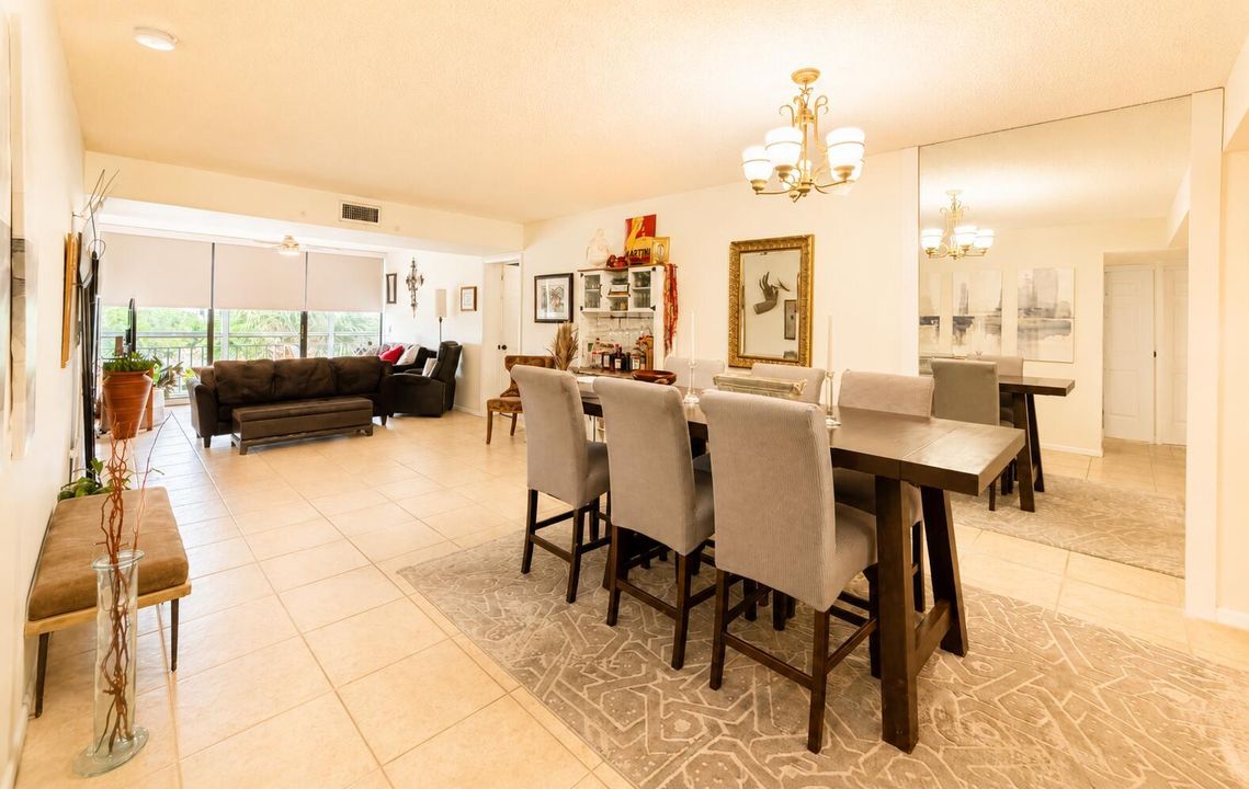 Dining:Kitchen