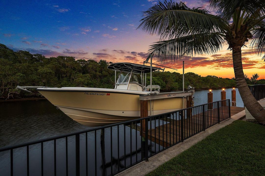 13k lb Boat Lift