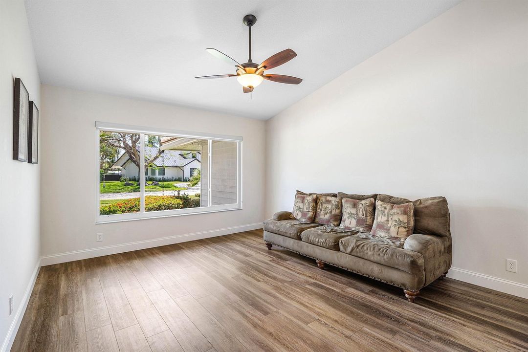 007-763CaminoLakesCircle-BocaRaton-FL-33