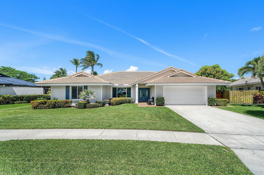 001-763CaminoLakesCircle-BocaRaton-FL-33