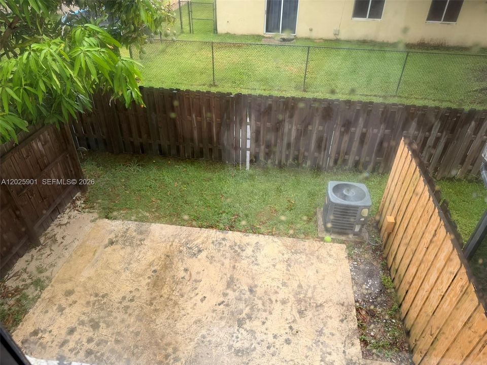 For Sale: $260,000 (3 beds, 2 baths, 1530 Square Feet)