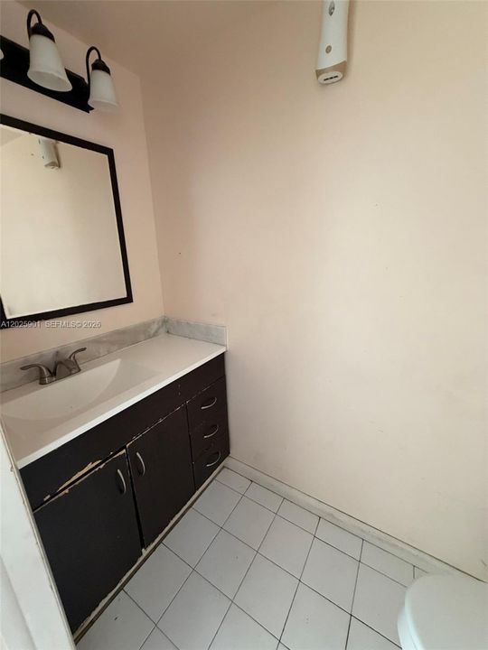For Sale: $260,000 (3 beds, 2 baths, 1530 Square Feet)