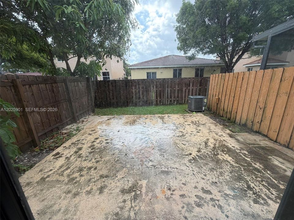 For Sale: $260,000 (3 beds, 2 baths, 1530 Square Feet)