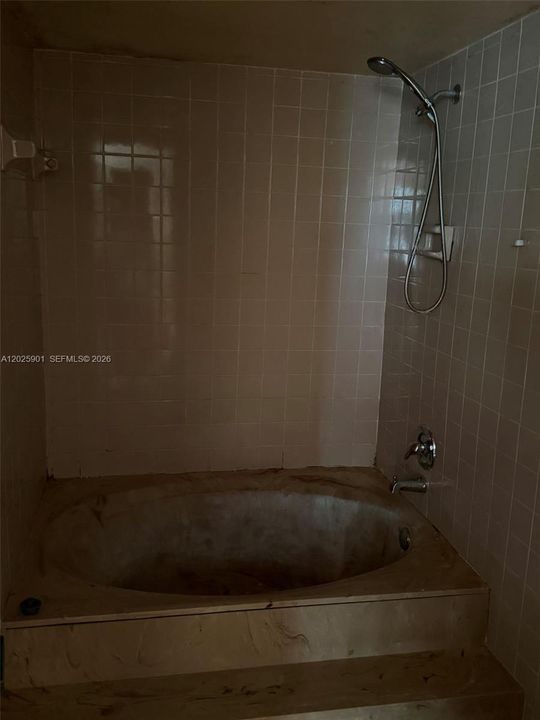 For Sale: $260,000 (3 beds, 2 baths, 1530 Square Feet)