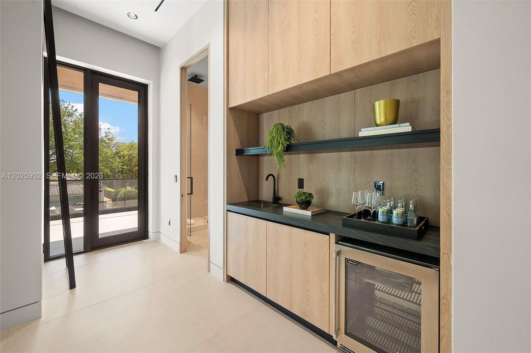 For Sale: $9,625,000 (6 beds, 7 baths, 6377 Square Feet)