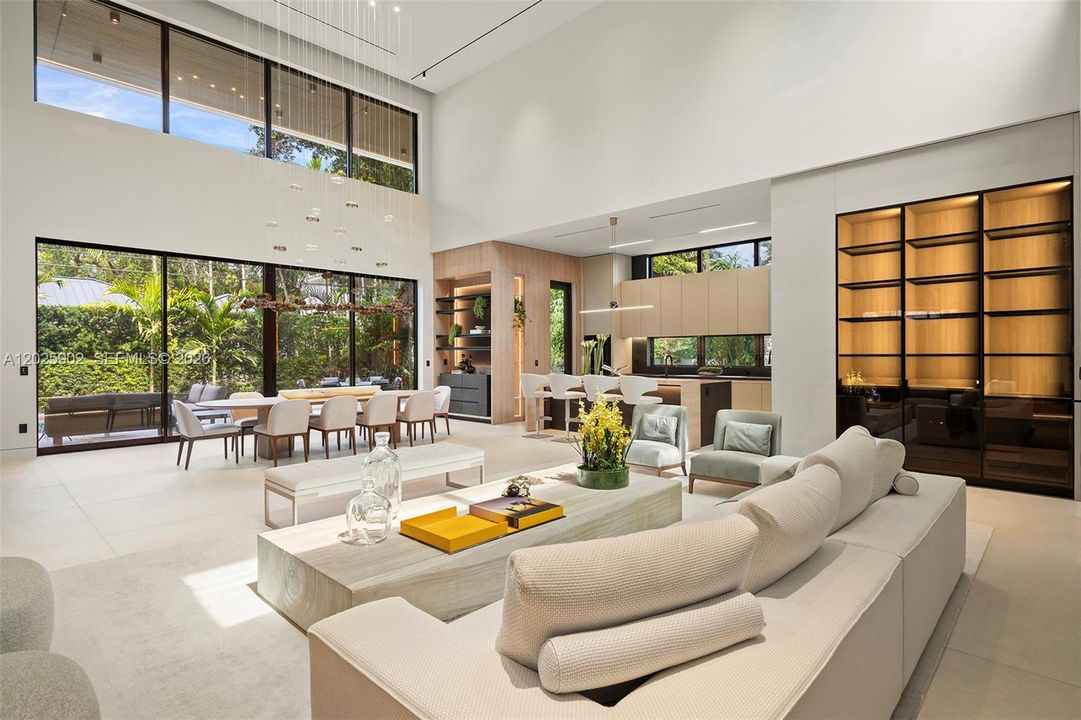 For Sale: $9,625,000 (6 beds, 7 baths, 6377 Square Feet)