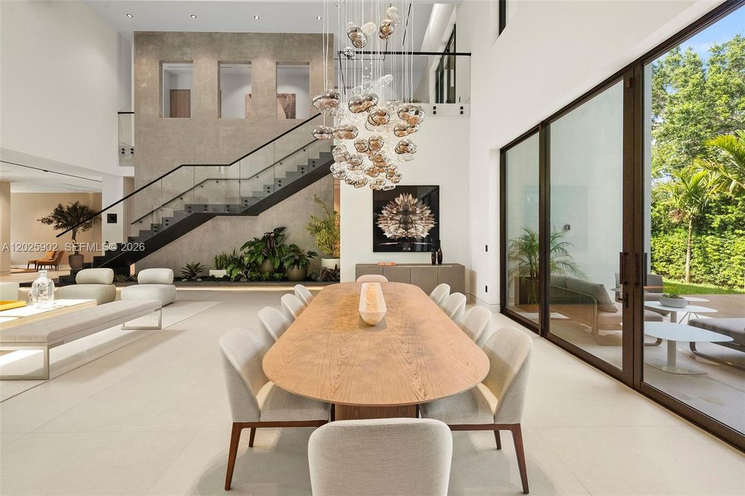 For Sale: $9,625,000 (6 beds, 7 baths, 6377 Square Feet)