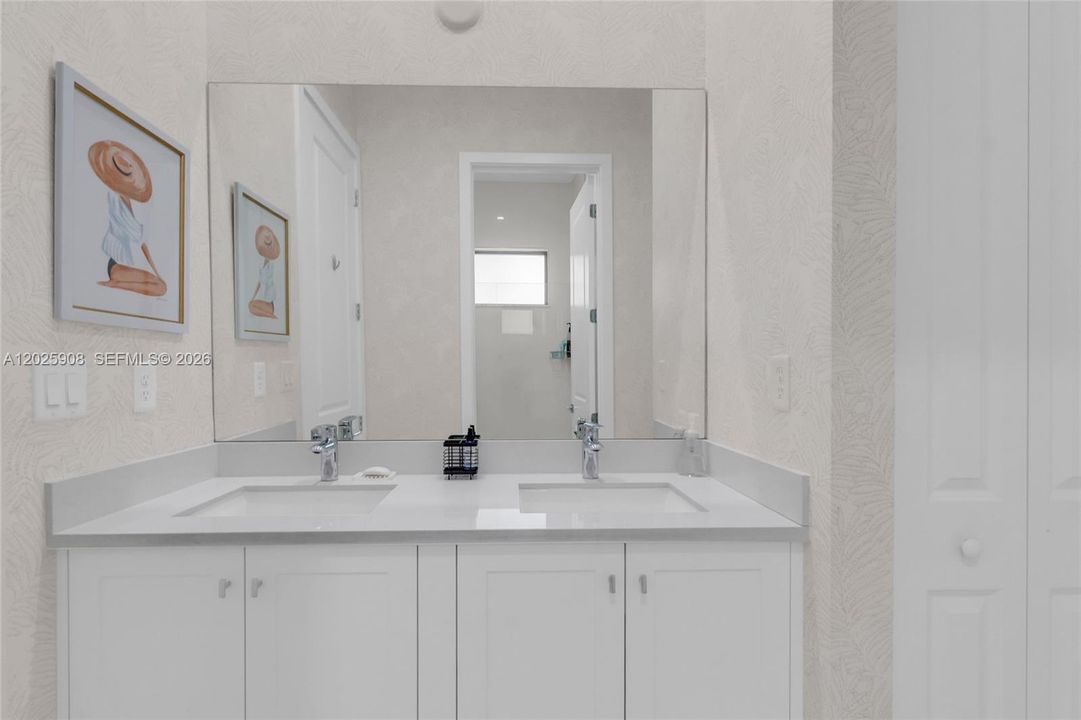 Bathroom #2 - Jack and Jill Bath between both bedrooms