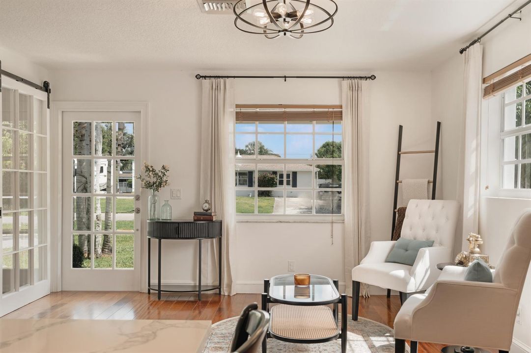 7416 Overlook-13