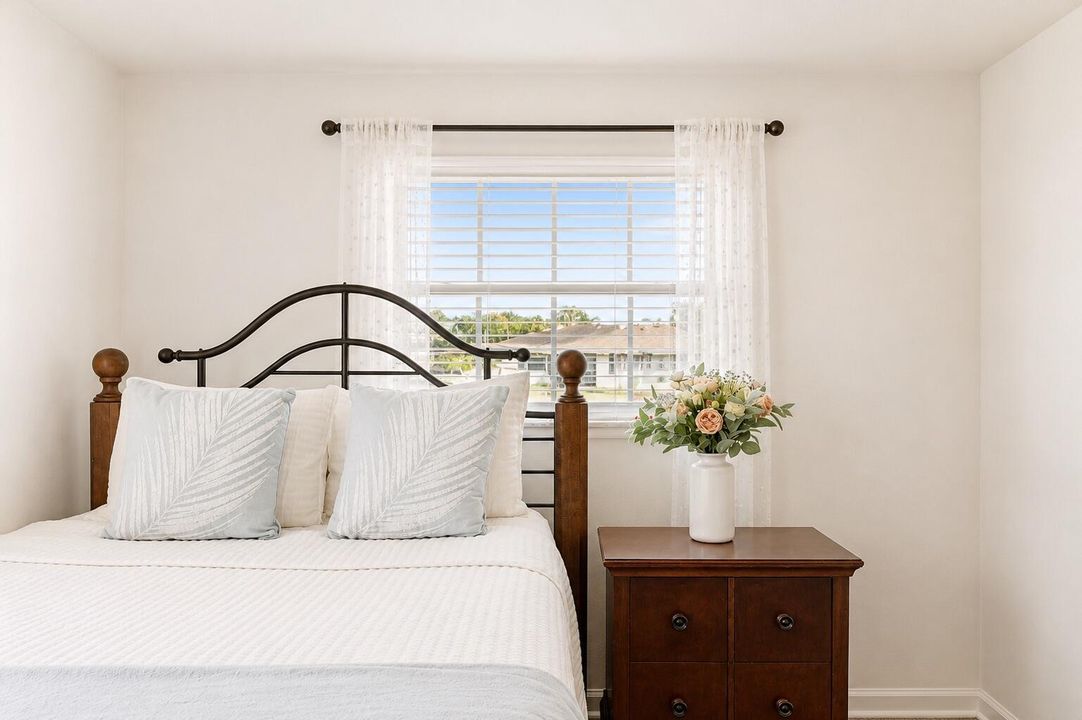 7416 Overlook-9