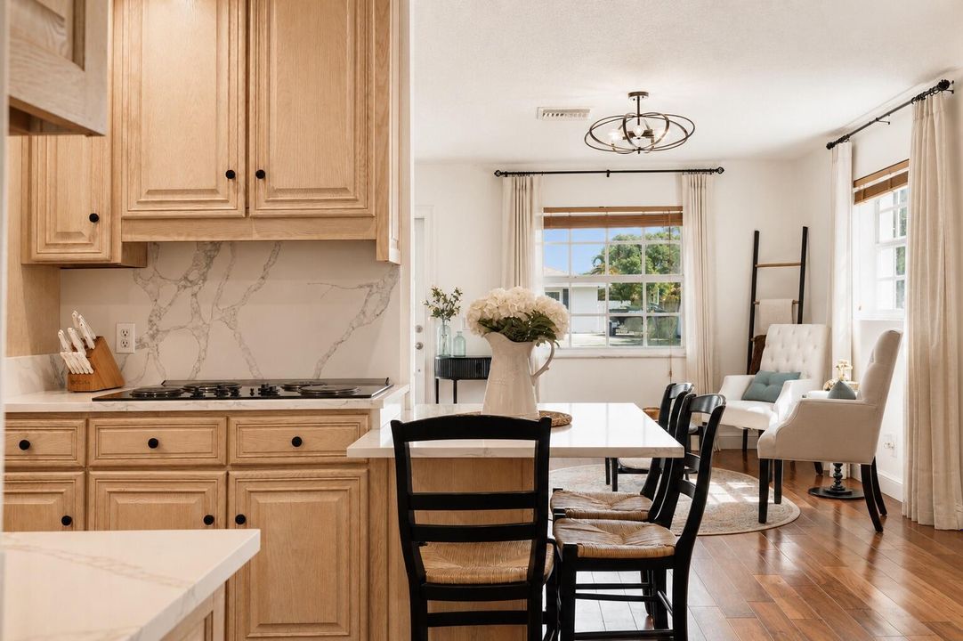 7416 Overlook-14