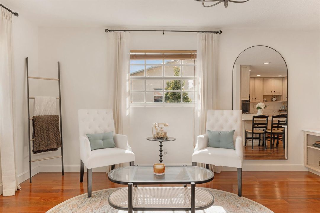 7416 Overlook-4
