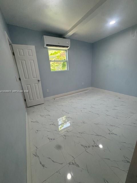 En Renta: $1,550 (2 camas, 1 baños, 1096 Pies cuadrados)