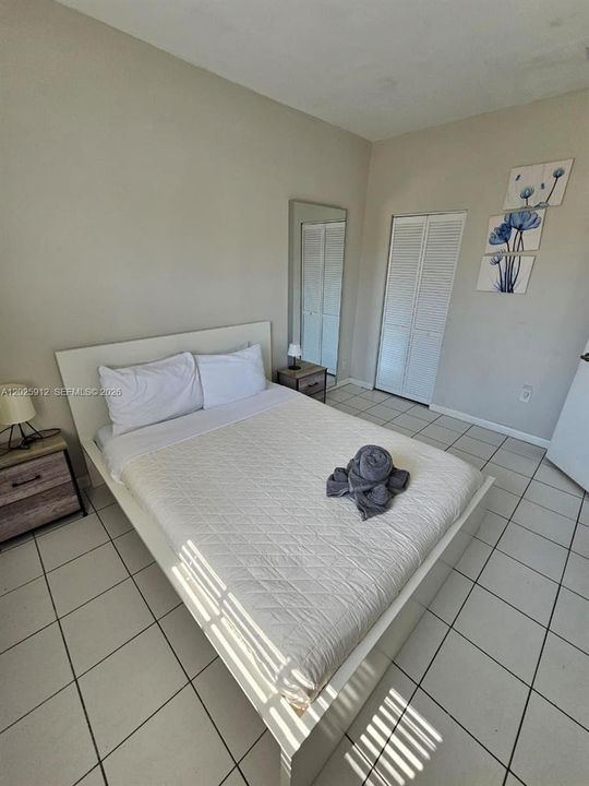 В аренду: $1,850 (2 спален, 1 ванн, 2632 Квадратных фут)