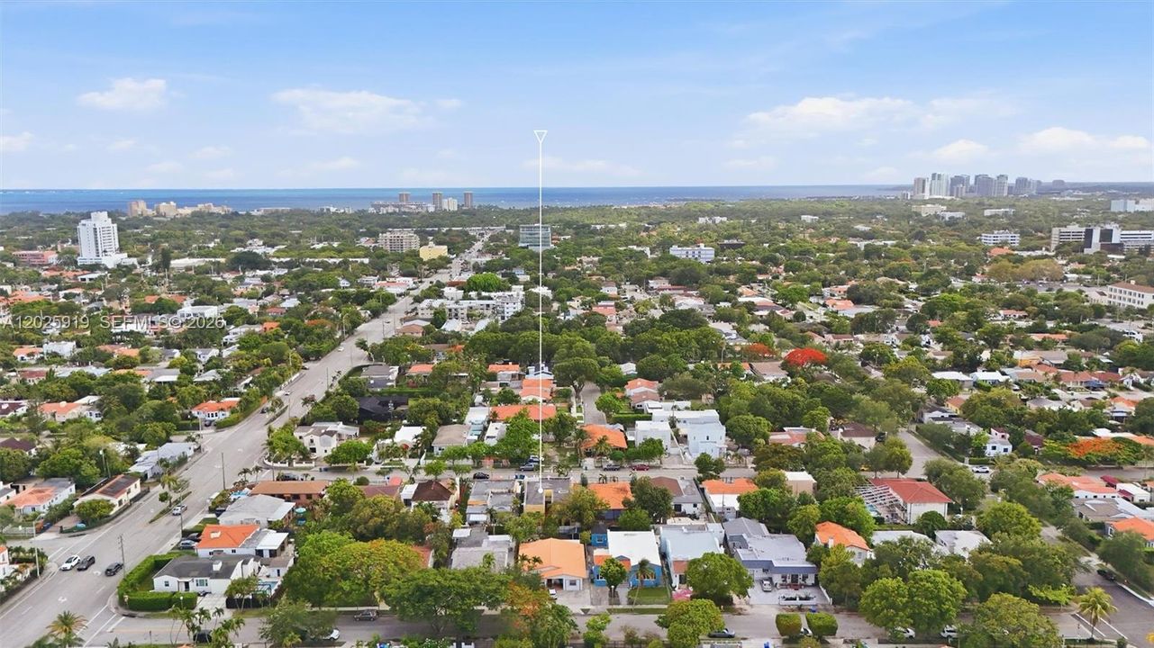 For Rent: $3,500 (3 beds, 3 baths, 2554 Square Feet)