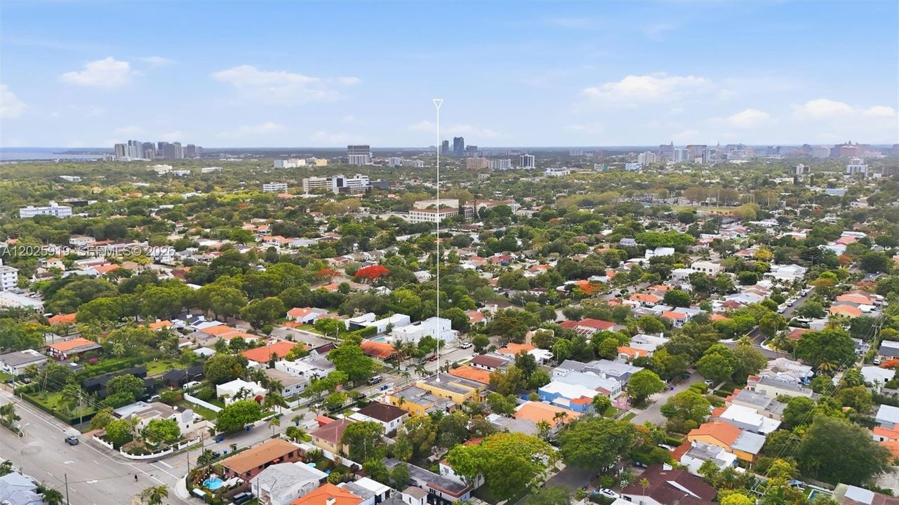 For Rent: $3,500 (3 beds, 3 baths, 2554 Square Feet)