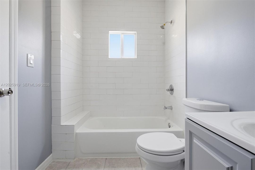 For Rent: $3,500 (3 beds, 3 baths, 2554 Square Feet)