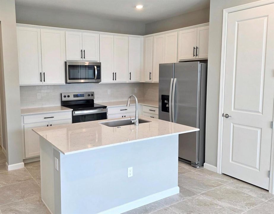 PREMIER FRESH KITCHEN