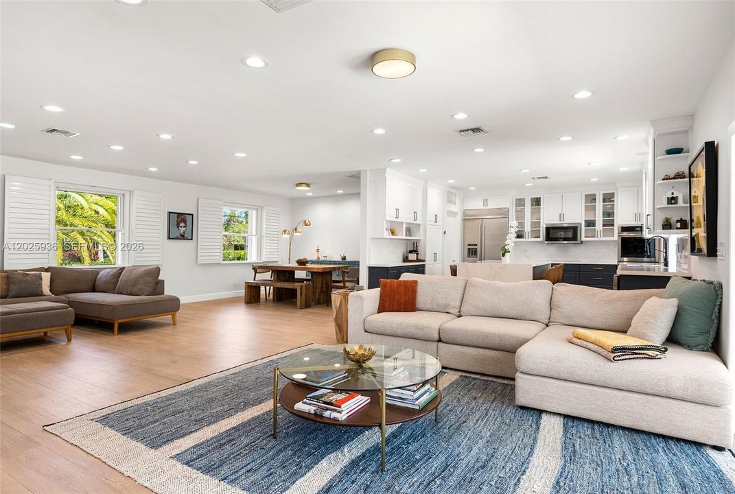 For Sale: $1,750,000 (4 beds, 2 baths, 2773 Square Feet)