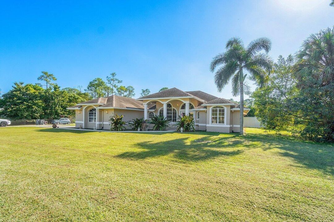 002-1715089thPlaceNorth-Loxahatchee-FL-3