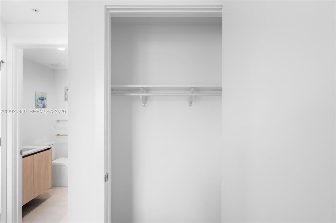 В аренду: $10,900 (2 спален, 2 ванн, 1391 Квадратных фут)