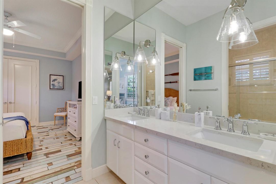 Guest Bathroom 3